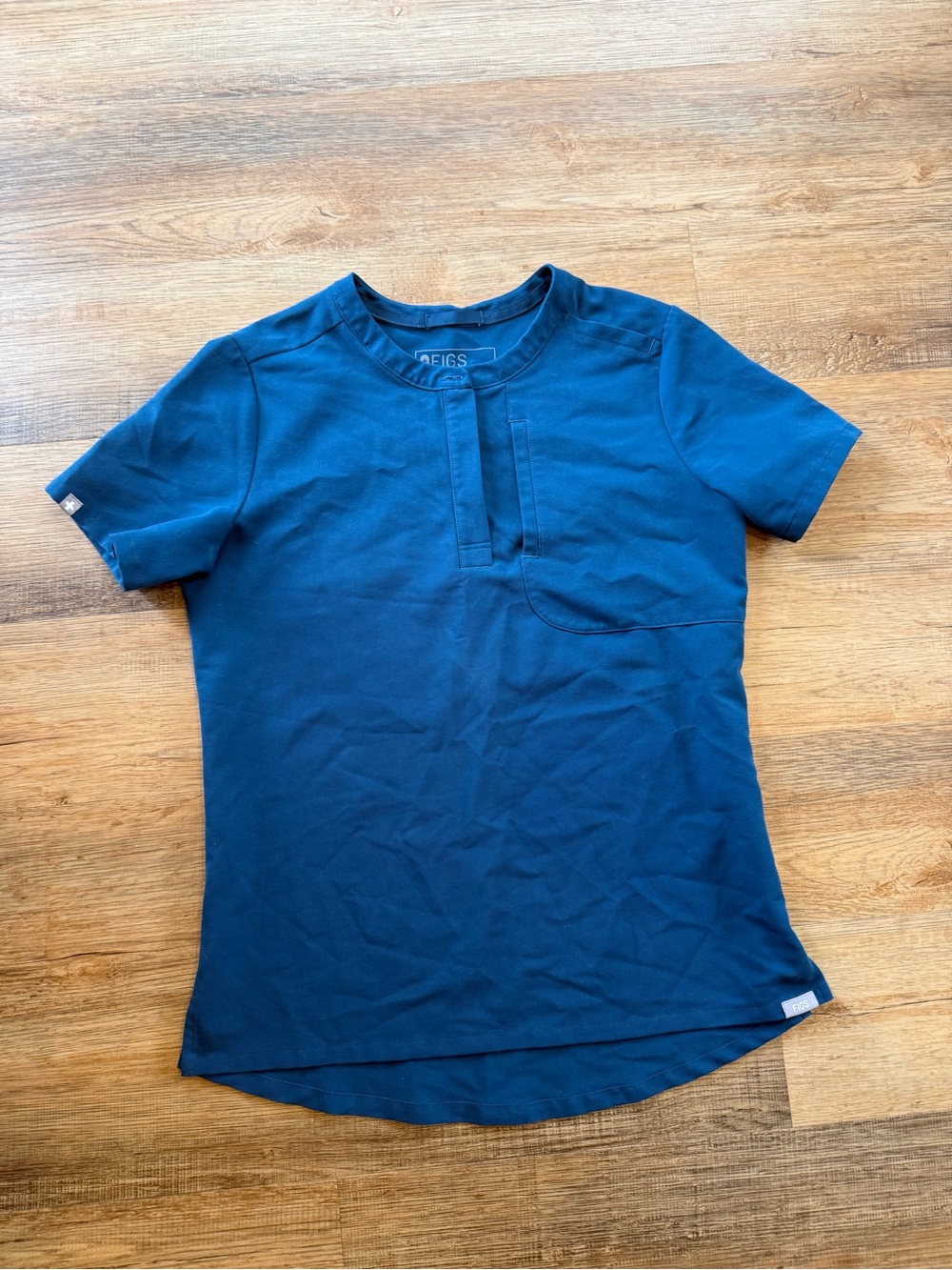 FIGS Technocal Collection Navy Short Sleeve Women's Top XXS